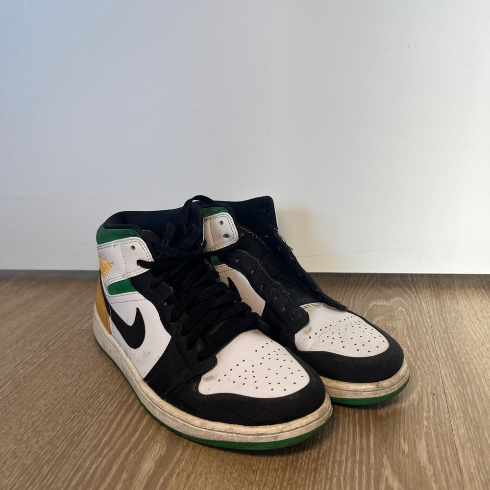 AUTHENTIC JORDAN 1 MID (Green, Ocre)
